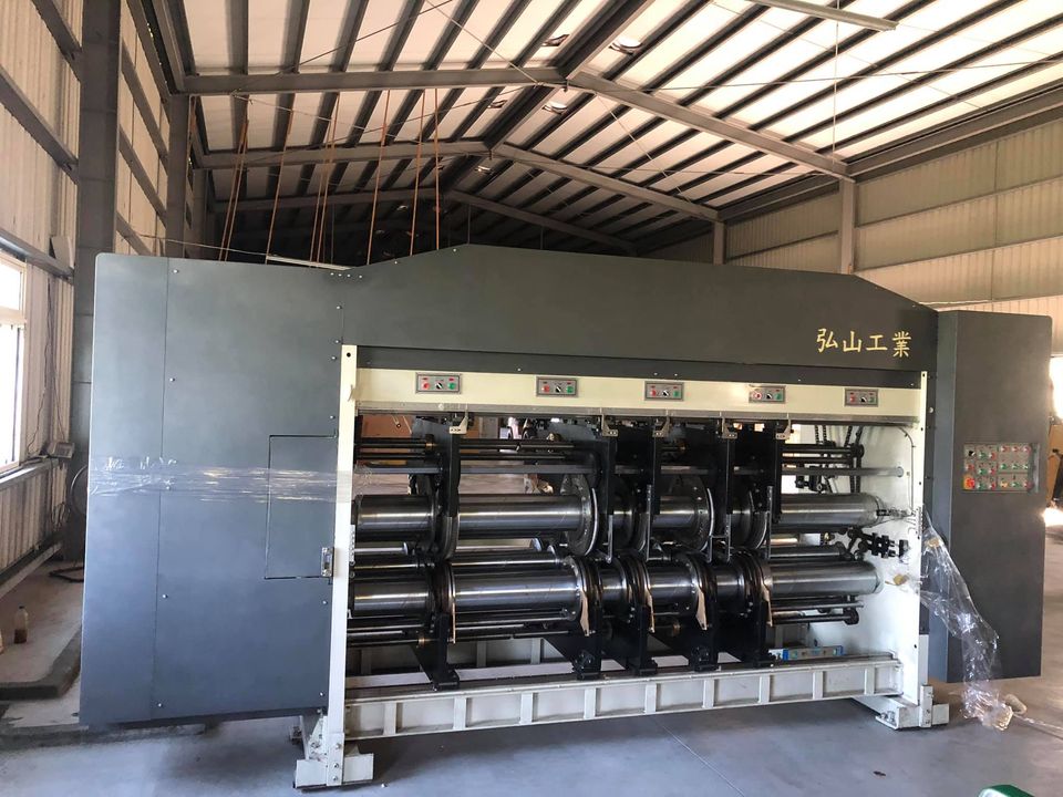 4x8尺自動電腦印刷開槽機的第2張圖片